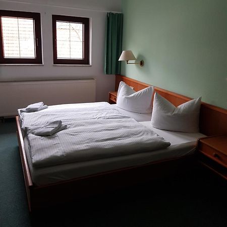 Hotel Zur Altstadt Calbe Exteriör bild