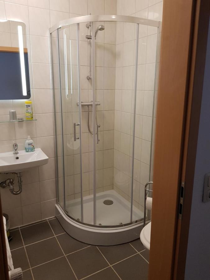 Hotel Zur Altstadt Calbe Exteriör bild